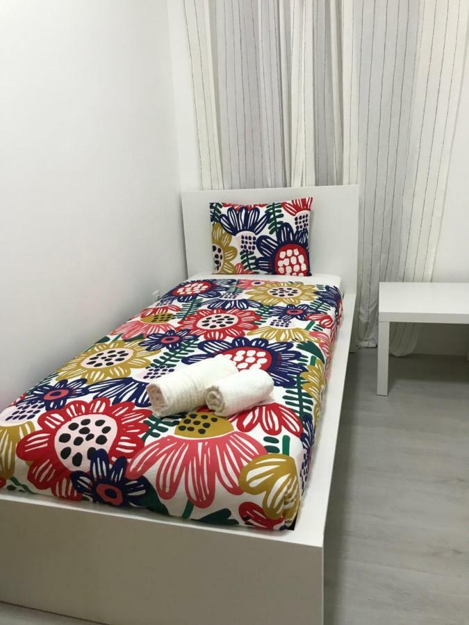Charming Episode Hostel Lisbon Exterior photo
